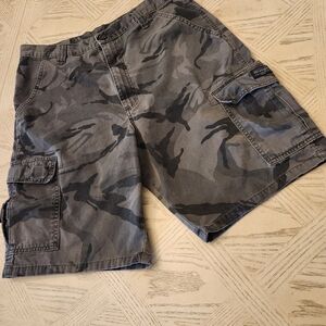 Wrangler Camouflage Cargo Shorts 100% Cotton Men's Size 34